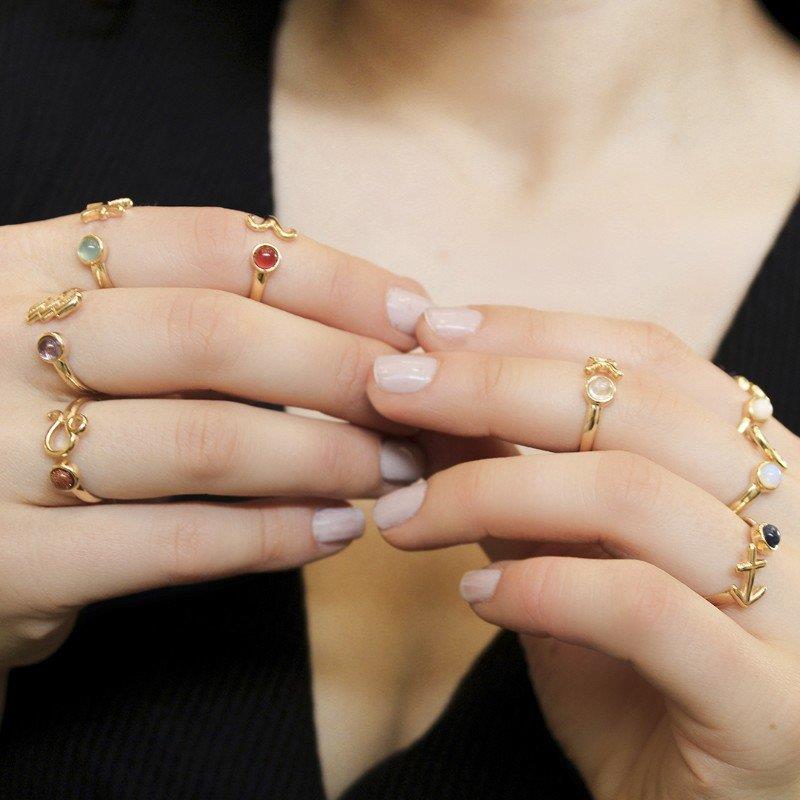 ANEL LEÃO FOLHEADO A OURO