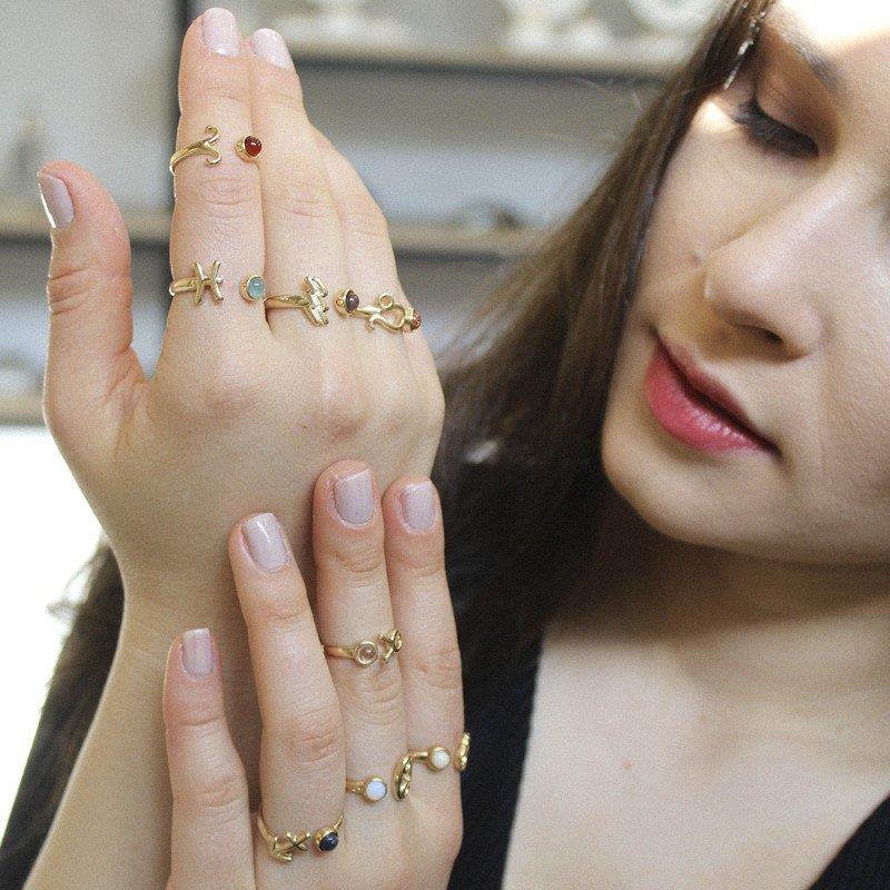 ANEL AQUÁRIO FOLHEADO A OURO