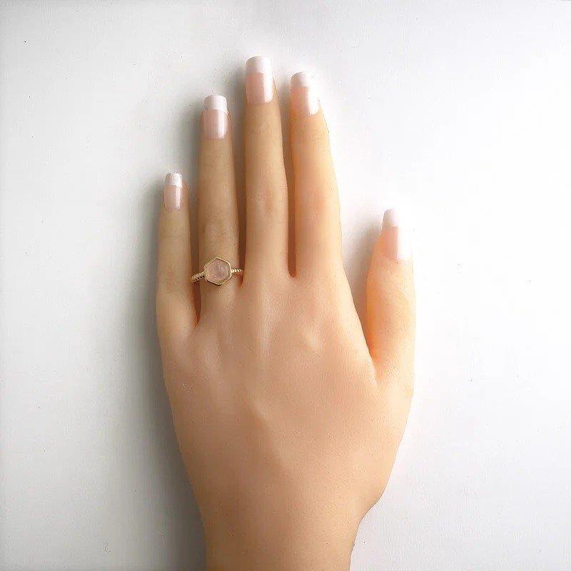 ANEL FOLHEADO A RÓDIO NEGRO