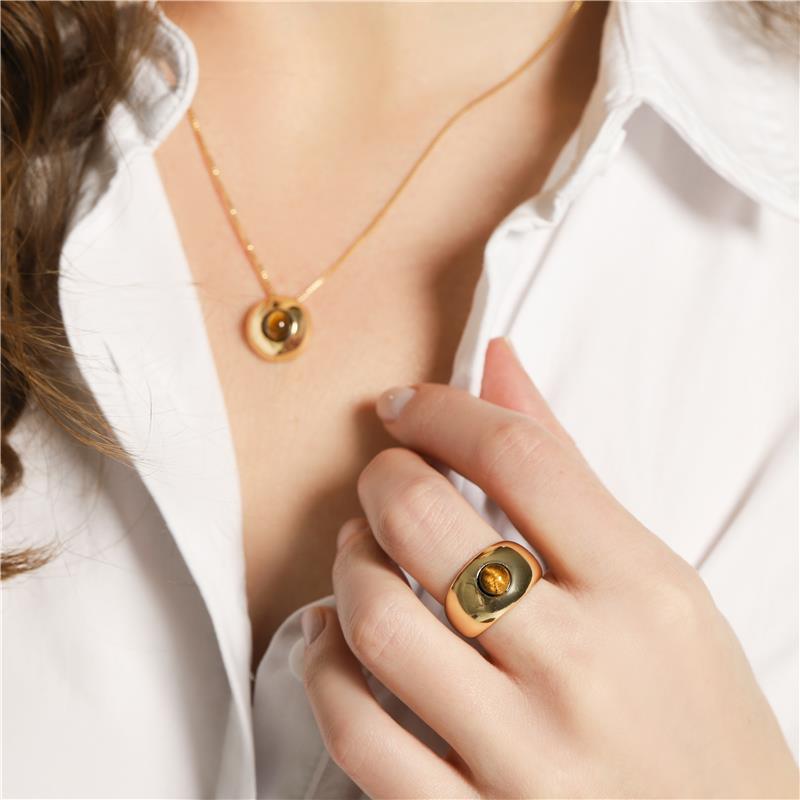 ANEL FOLHEADO A OURO