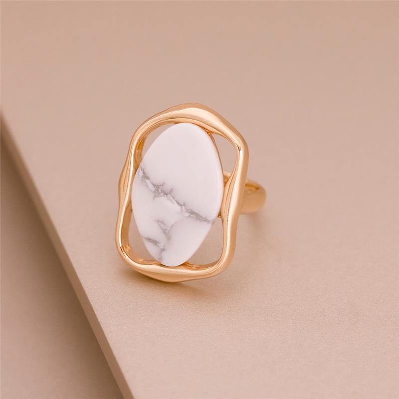 ANEL FOLHEADO A OURO