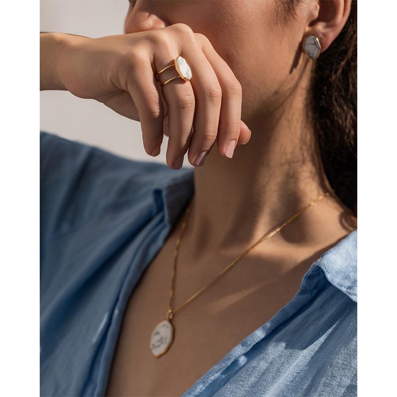 ANEL FOLHEADO A OURO