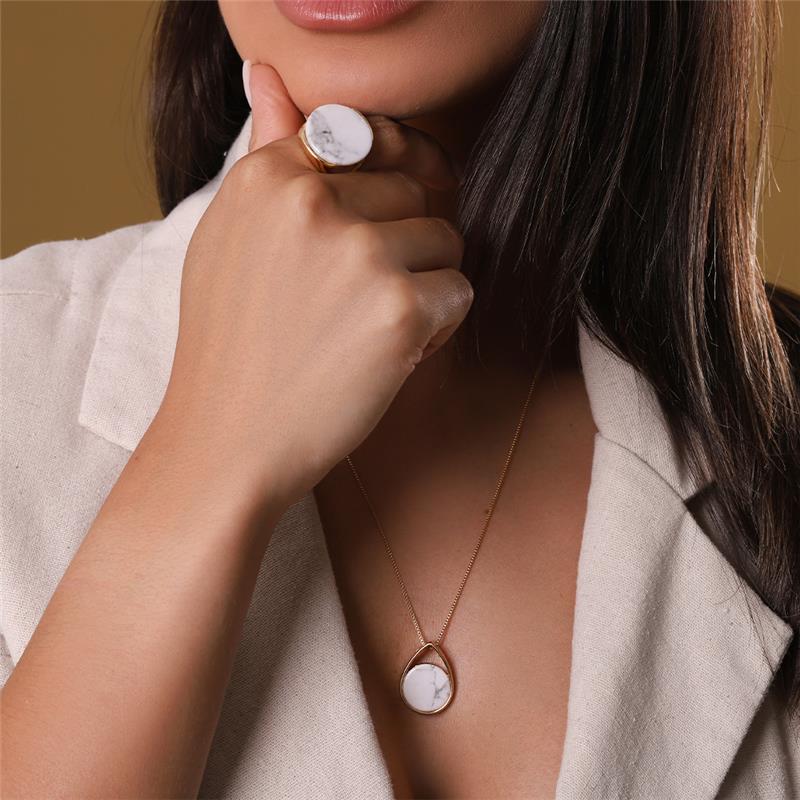 ANEL FOLHEADO A OURO