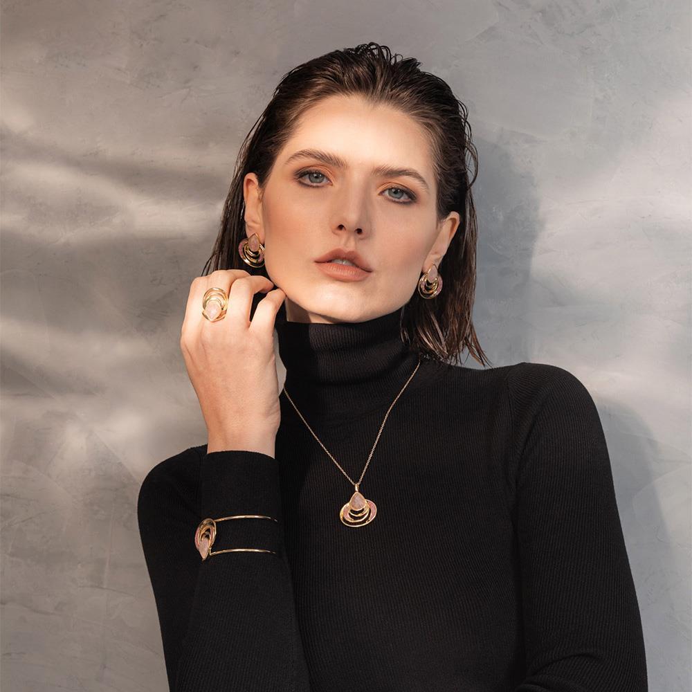 ANEL FOLHEADO A OURO