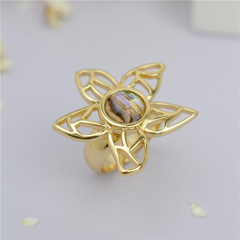 ANEL FOLHEADO A OURO