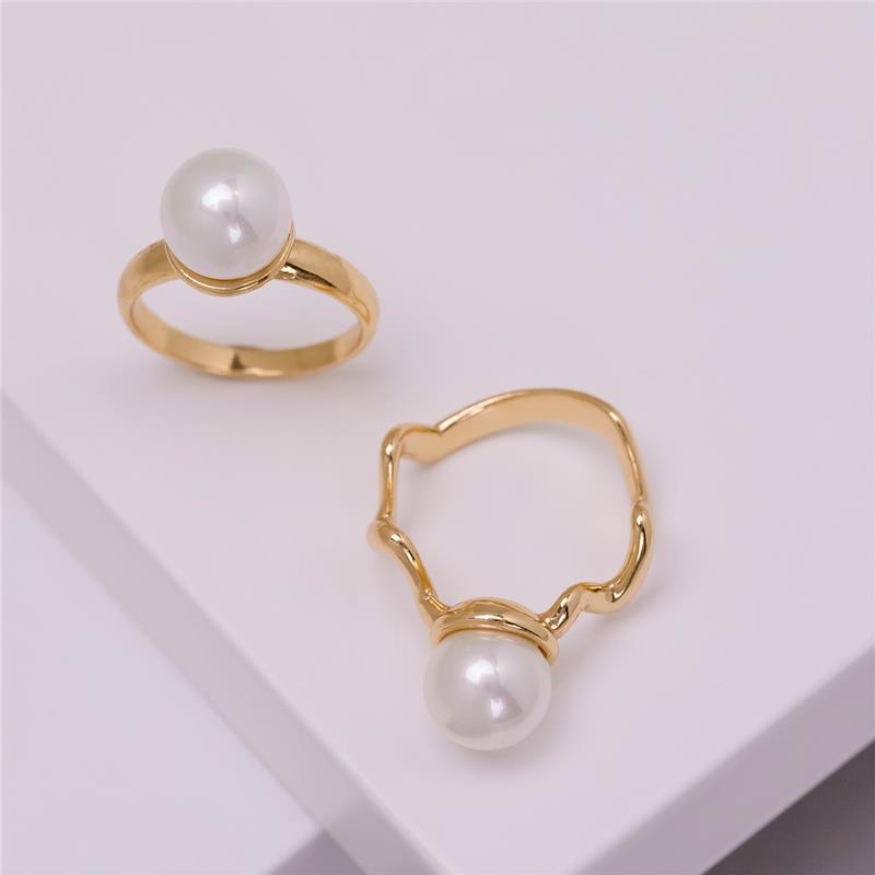 ANEL FOLHEADO A OURO