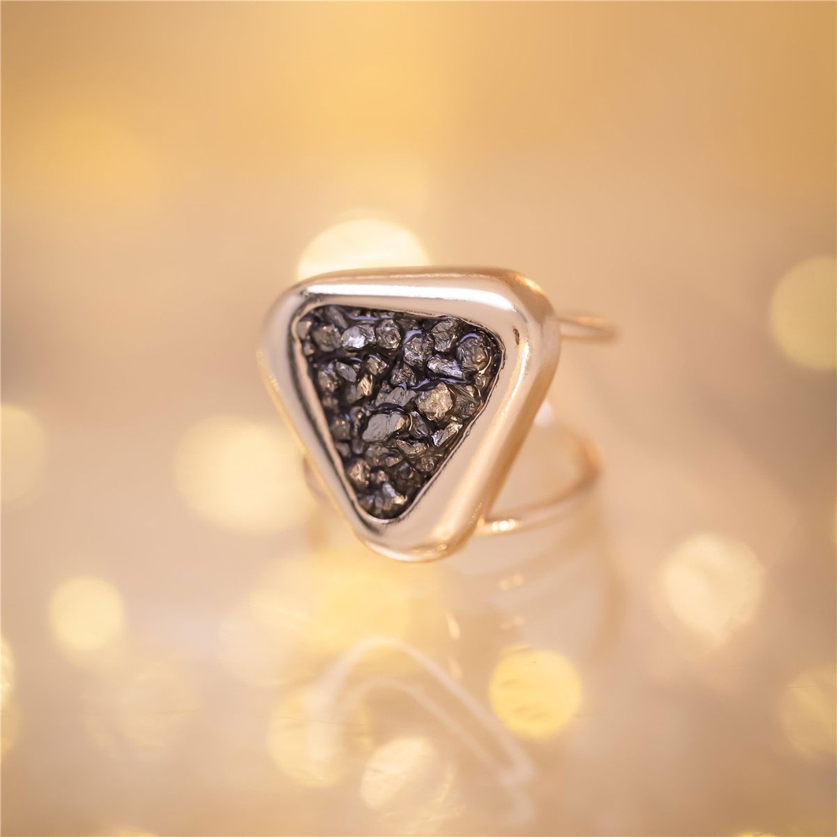 ANEL FOLHEADO A OURO