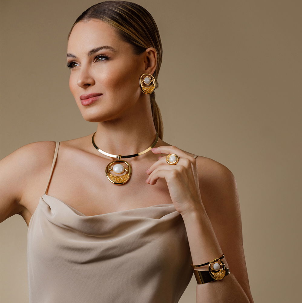 ANEL FOLHEADO A OURO