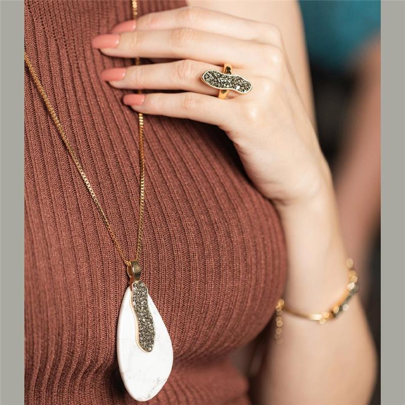 ANEL FOLHEADO A OURO