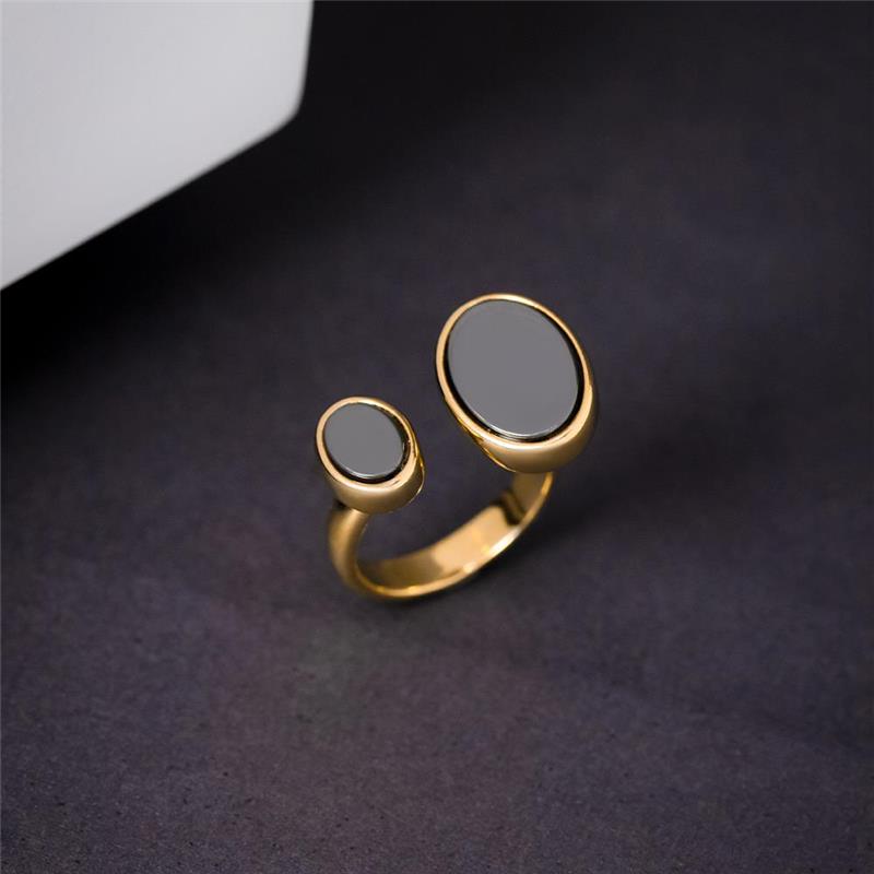 ANEL FOLHEADO A OURO