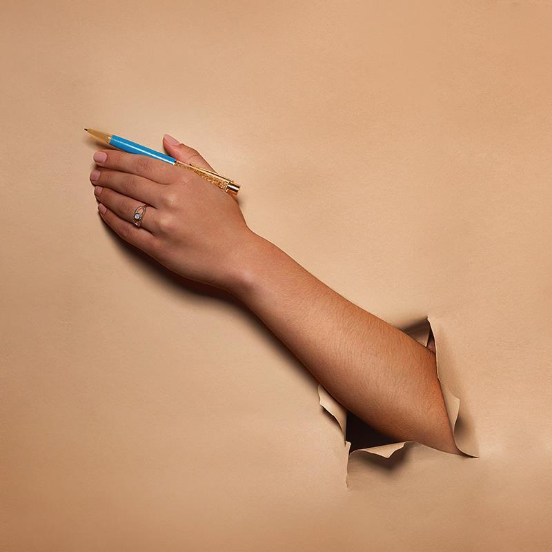 ANEL FOLHEADO A OURO E RÓDIO BRANCO