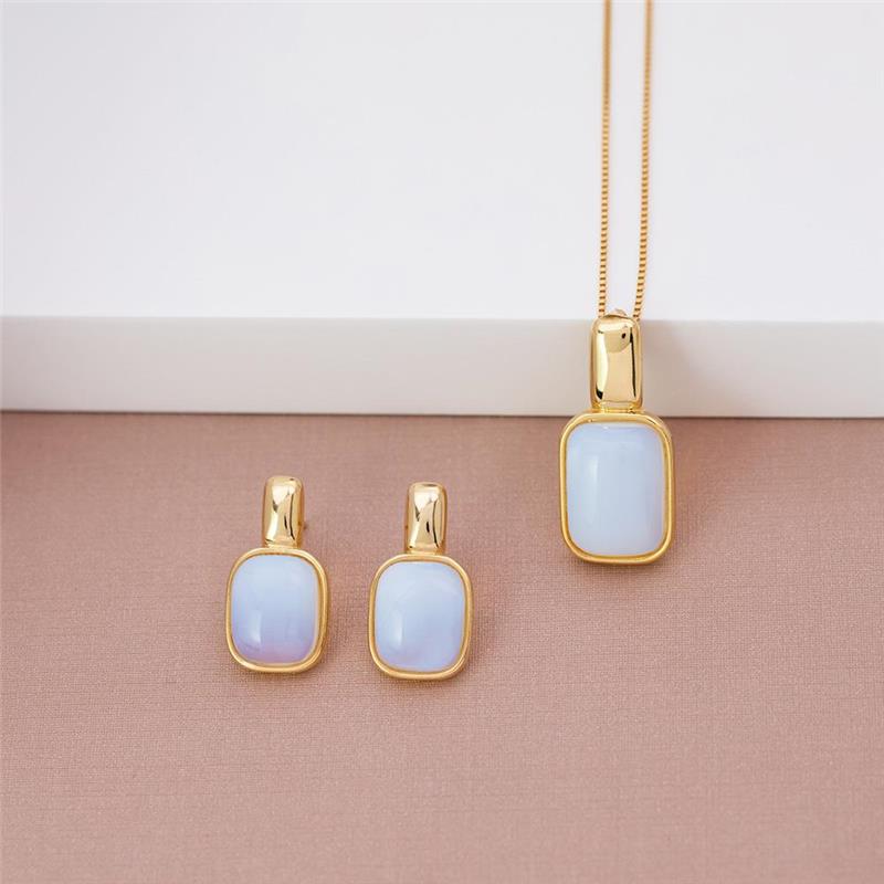 BRINCO FOLHEADO A OURO