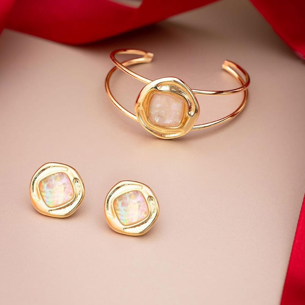 BRINCO FOLHEADO A OURO