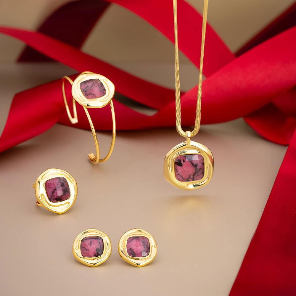 BRINCO FOLHEADO A OURO