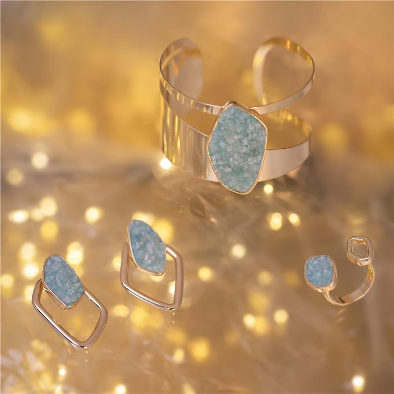 BRINCO FOLHEADO A OURO