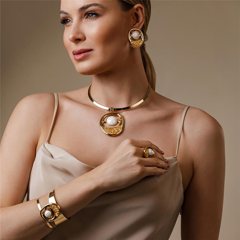 BRINCO FOLHEADO A OURO