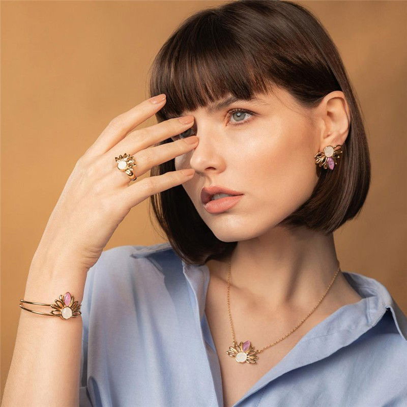 BRINCO FOLHEADO A OURO