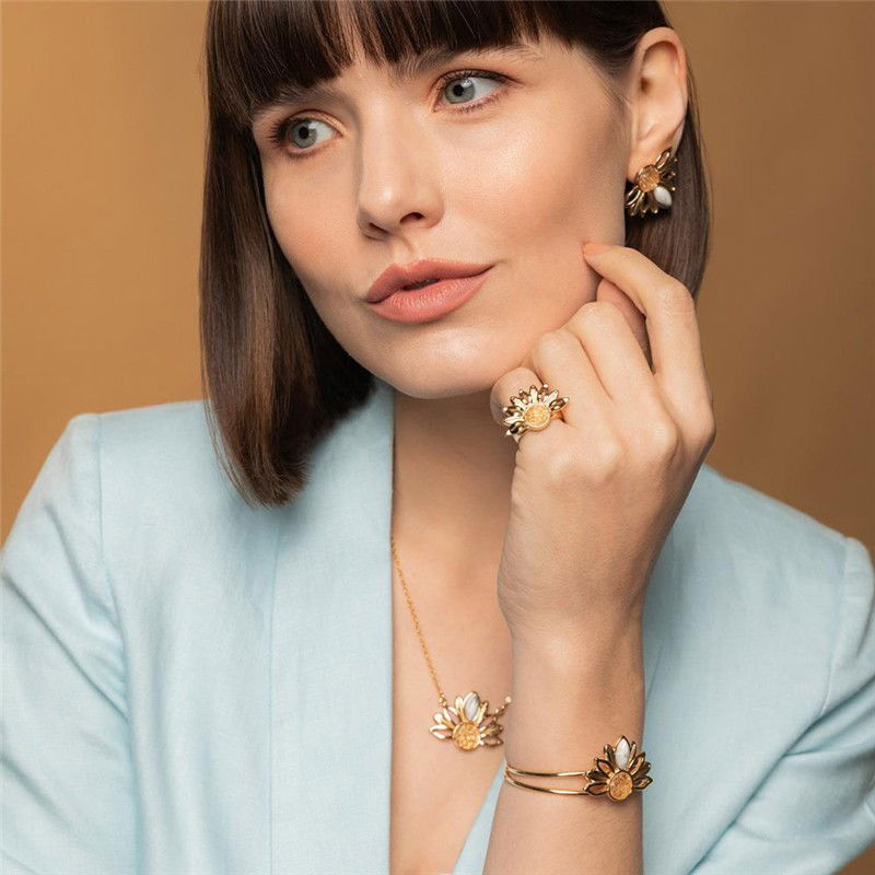 BRINCO FOLHEADO A OURO