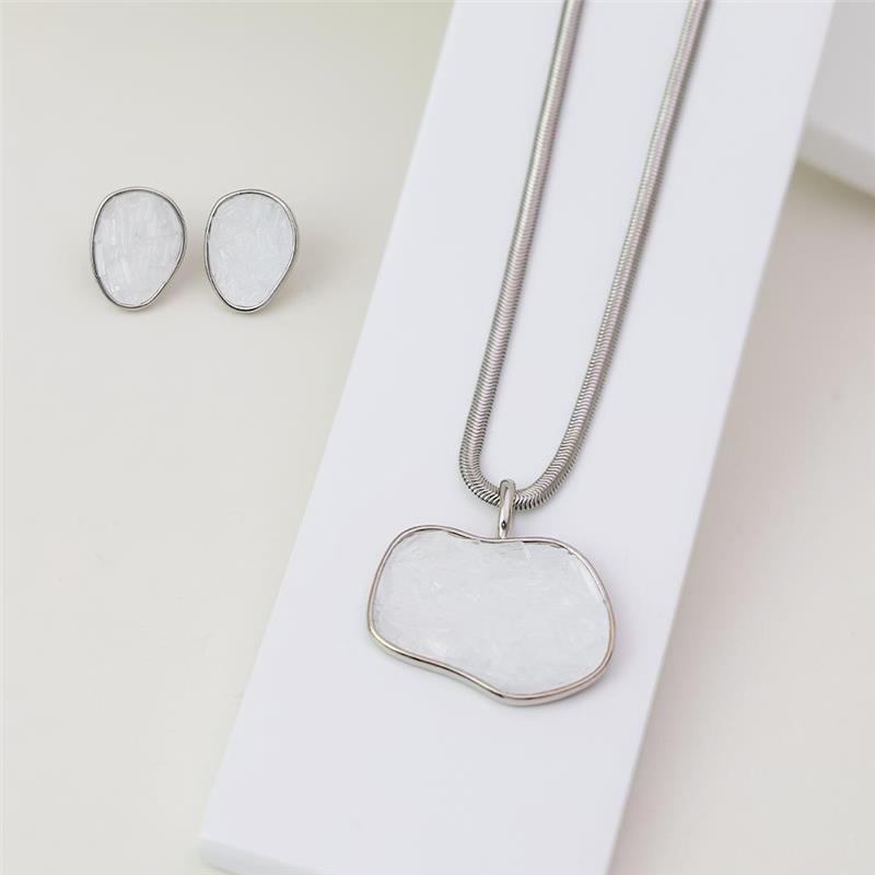 BRINCO FOLHEADO A RÓDIO