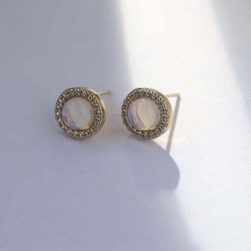 BRINCO FOLHEADO A OURO E RÓDIO BRANCO