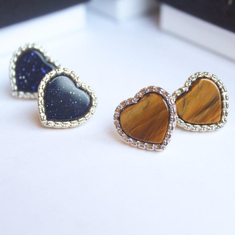 BRINCO FOLHEADO A OURO E RÓDIO BRANCO