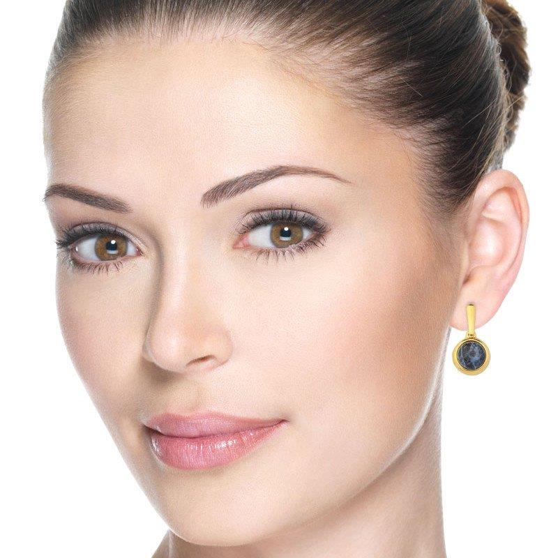 BRINCO FOLHEADO A RÓDIO NEGRO