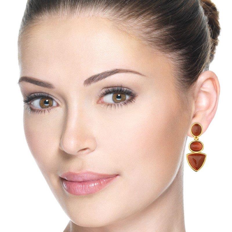 BRINCO FOLHEADO A RÓDIO NEGRO