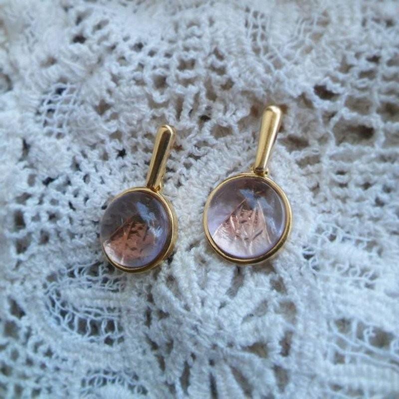 BRINCO FOLHEADO A RÓDIO NEGRO