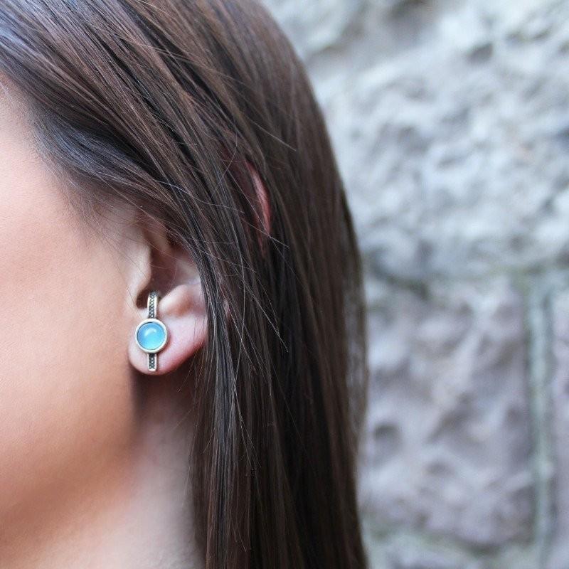 BRINCO FOLHEADO A RÓDIO NEGRO