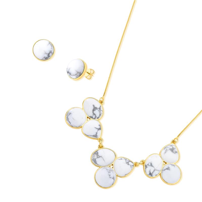 CONJUNTO FOLHEADO A OURO