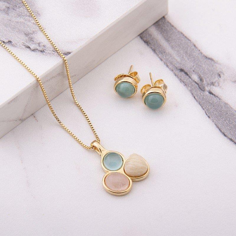 CONJUNTO FOLHEADO A OURO