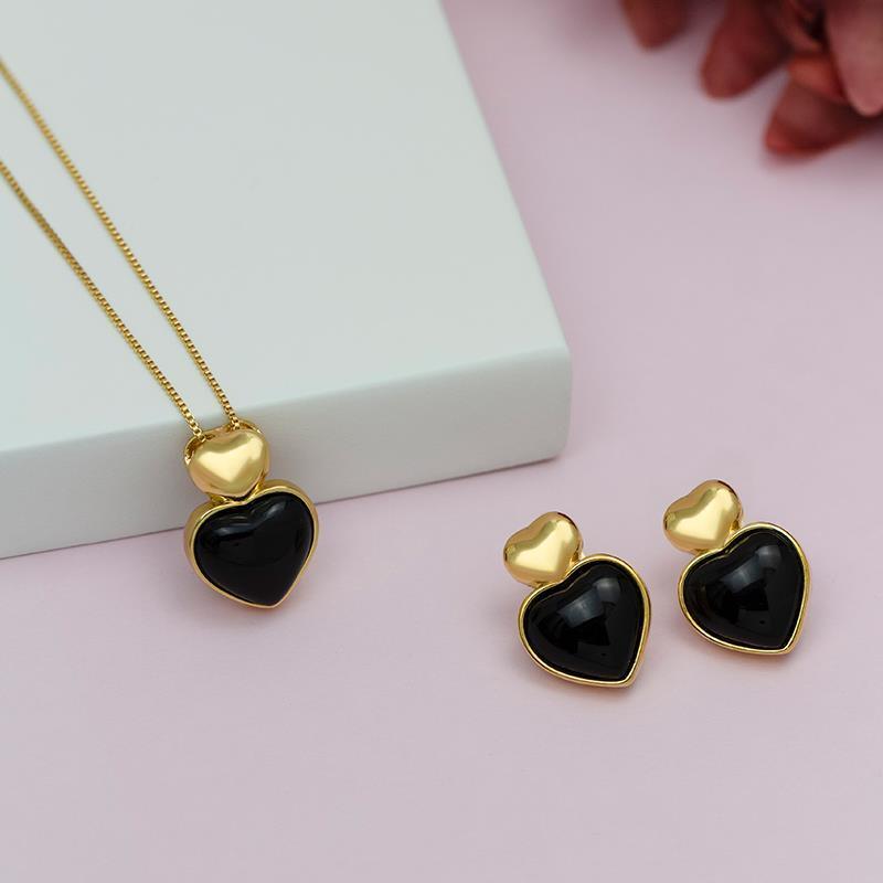 CONJUNTO FOLHEADO A OURO