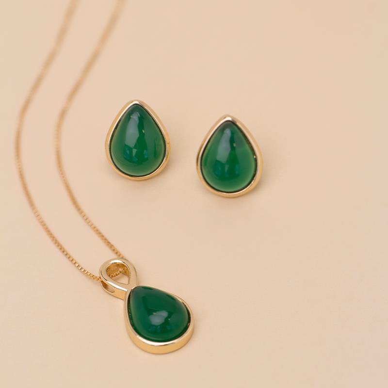 CONJUNTO FOLHEADO A OURO