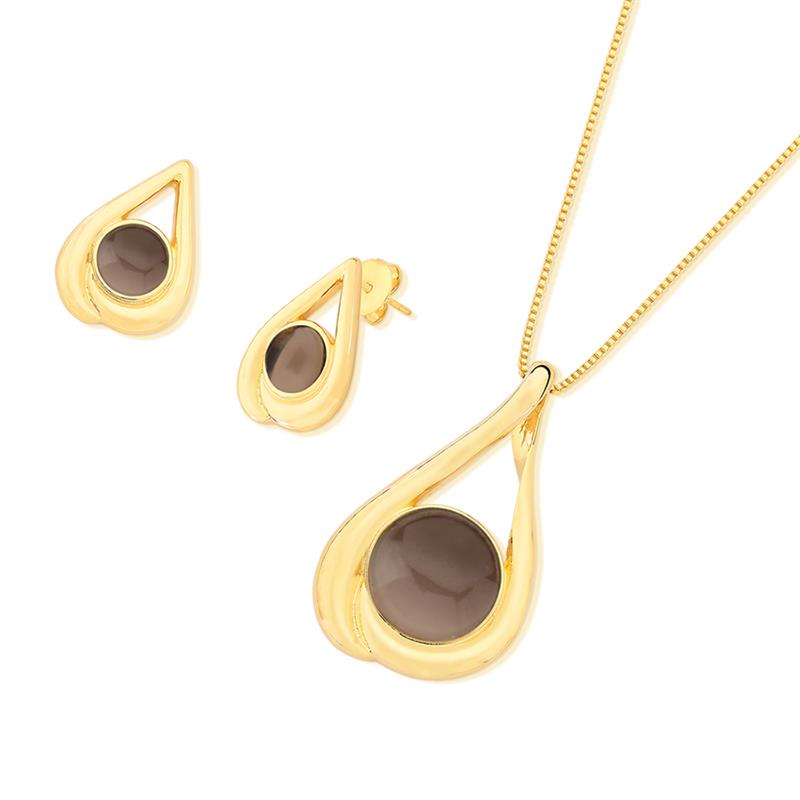 CONJUNTO FOLHEADO A OURO