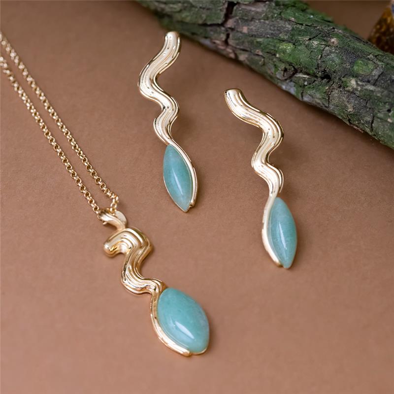 CONJUNTO FOLHEADO A OURO