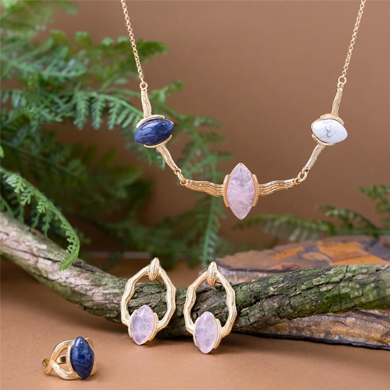 CONJUNTO FOLHEADO A OURO