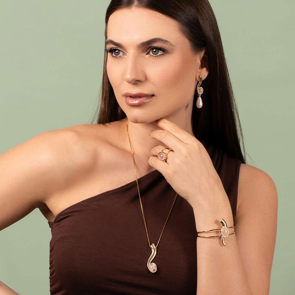 CONJUNTO FOLHEADO A OURO