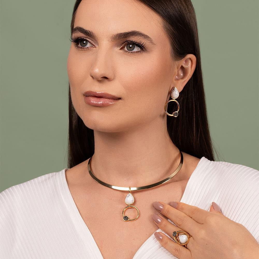 CONJUNTO FOLHEADO A OURO