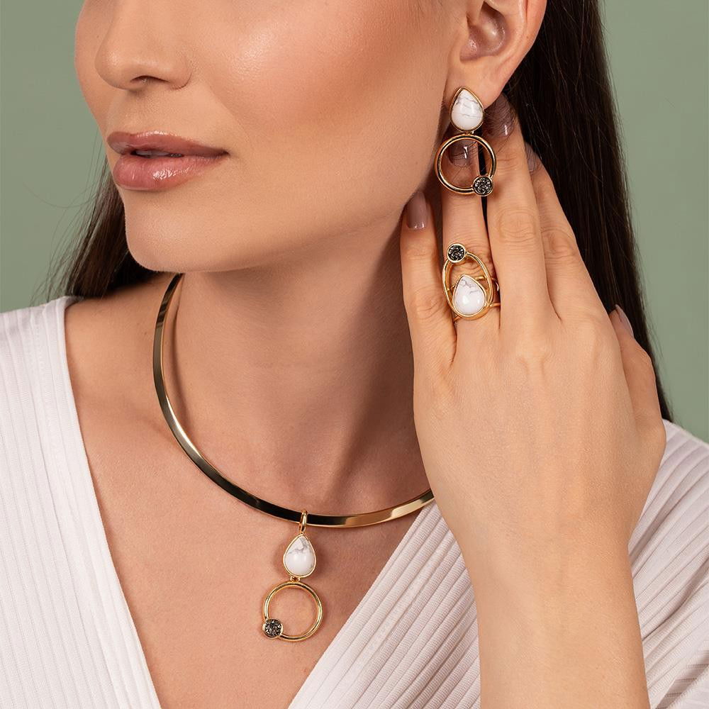 CONJUNTO FOLHEADO A OURO