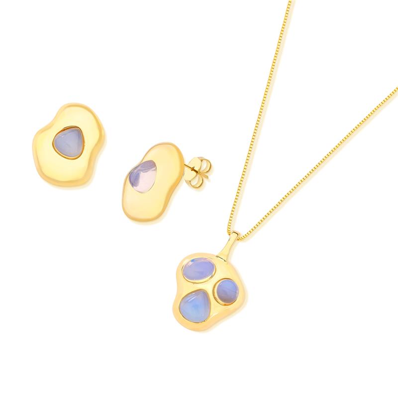 CONJUNTO FOLHEADO A OURO