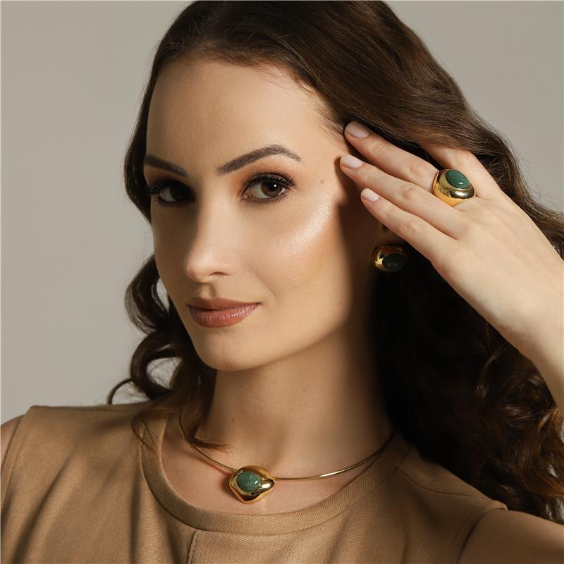 CONJUNTO FOLHEADO A OURO