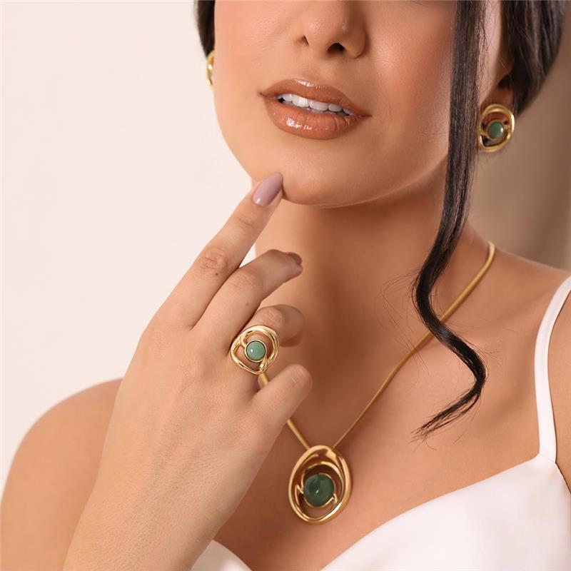 CONJUNTO FOLHEADO A OURO