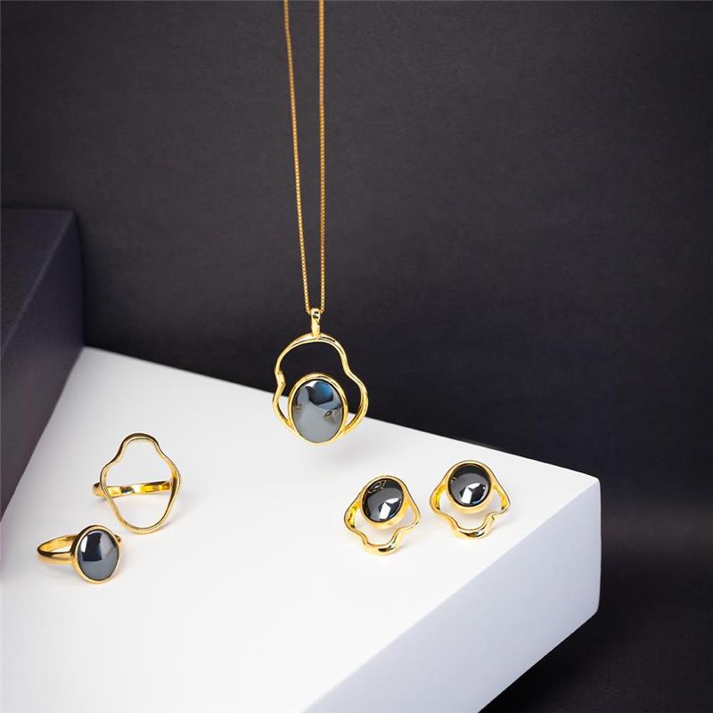 CONJUNTO FOLHEADO A OURO