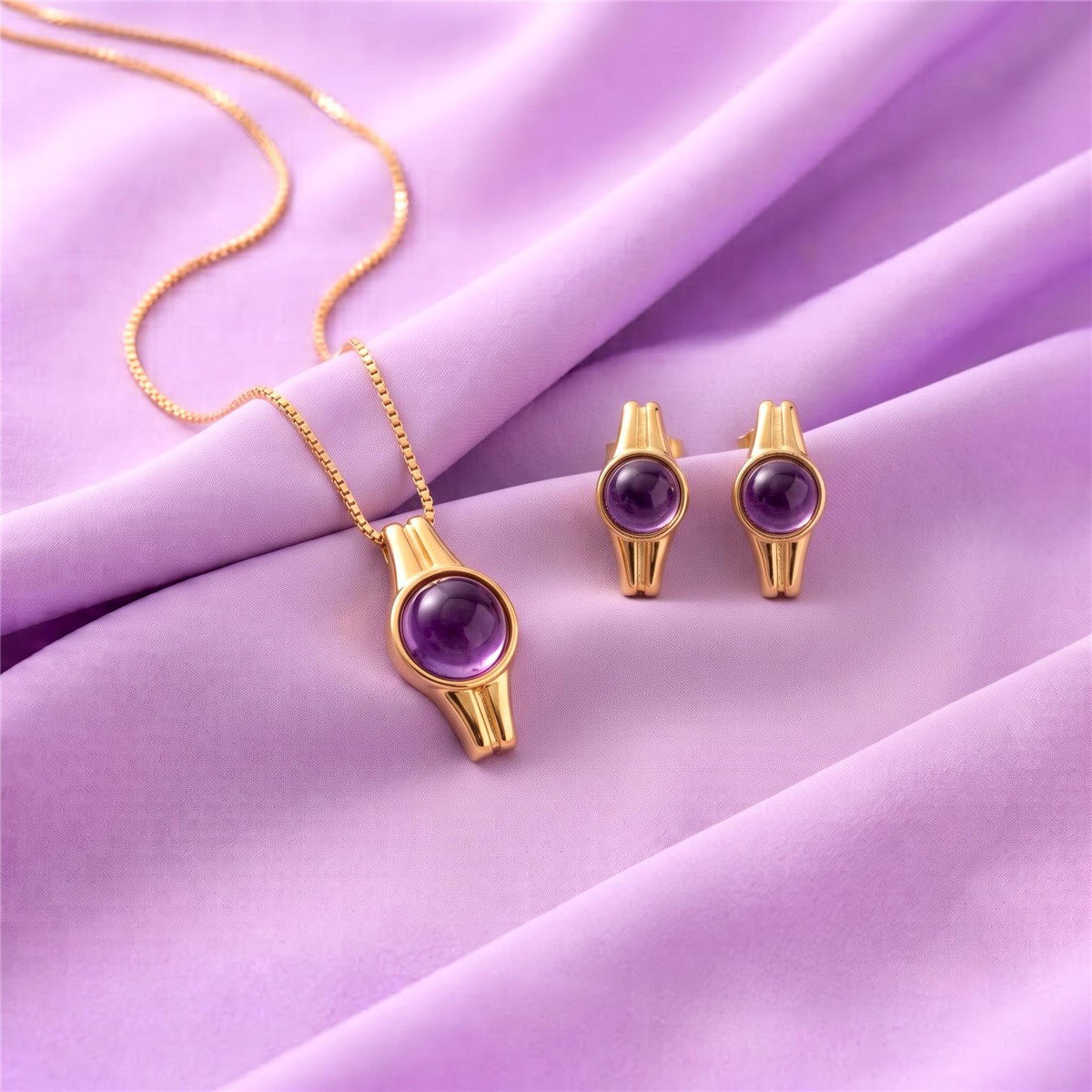 CONJUNTO FOLHEADO A OURO