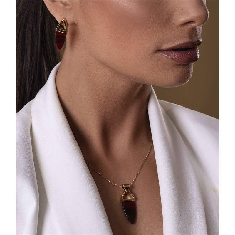 CONJUNTO FOLHEADO A OURO