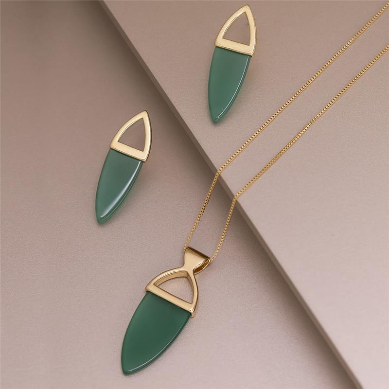 CONJUNTO FOLHEADO A OURO