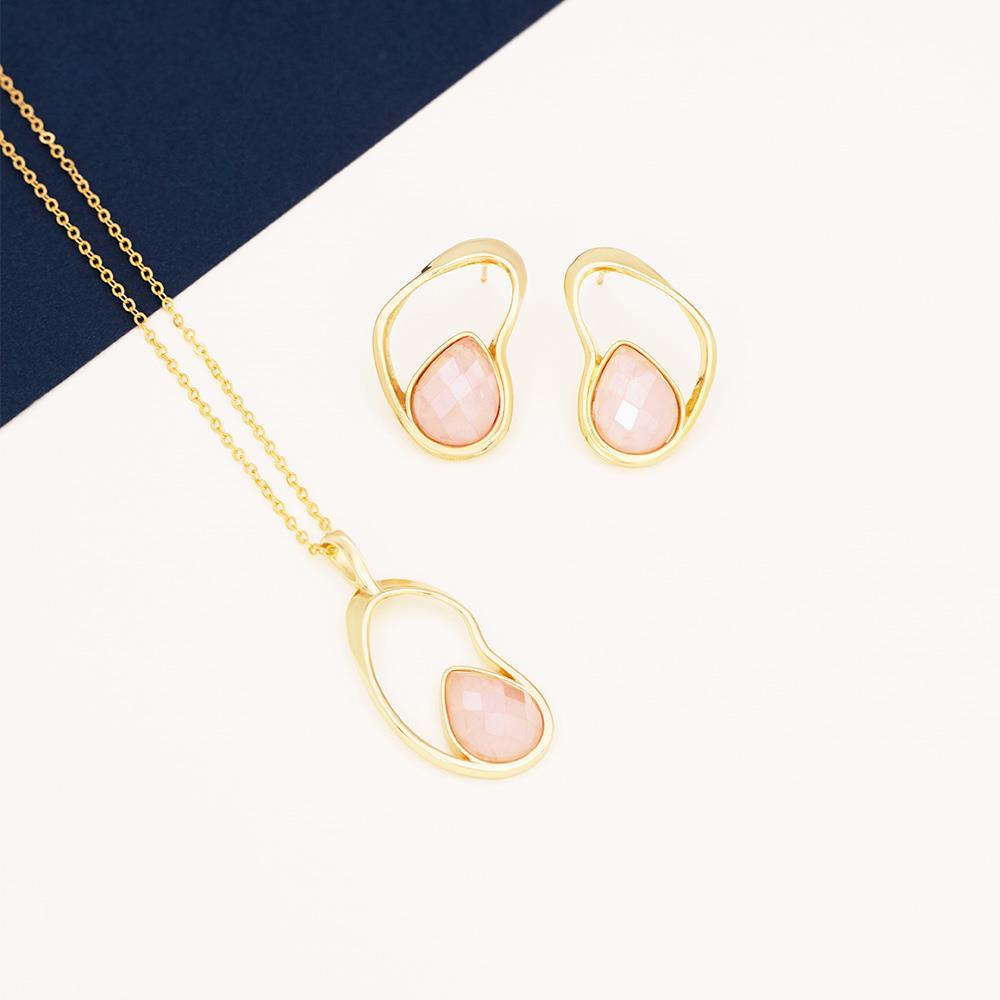 CONJUNTO FOLHEADO A OURO