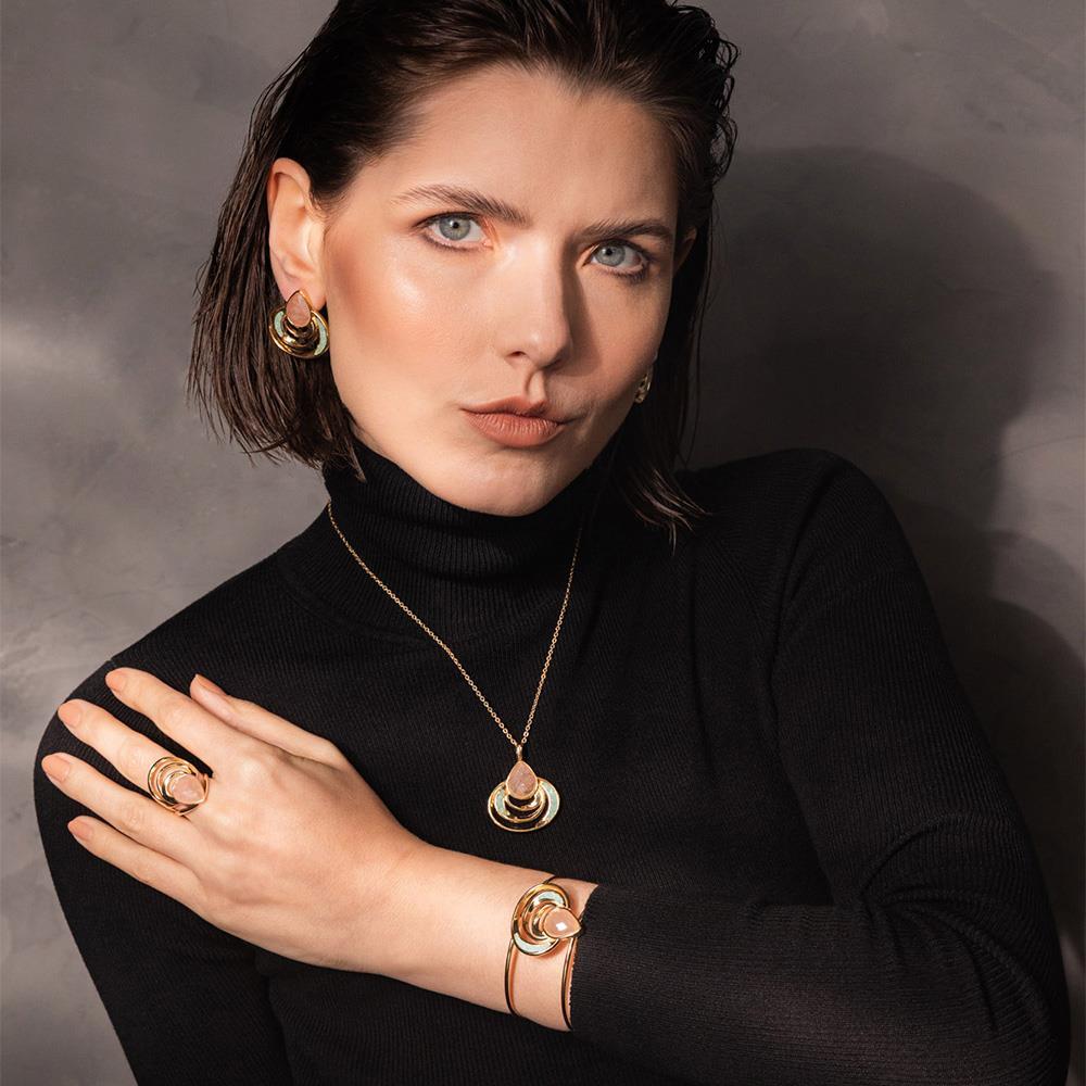 CONJUNTO FOLHEADO A OURO