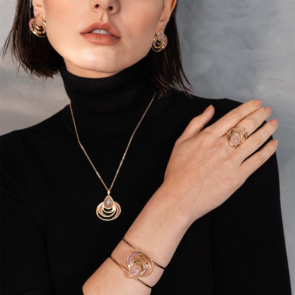 CONJUNTO FOLHEADO A OURO