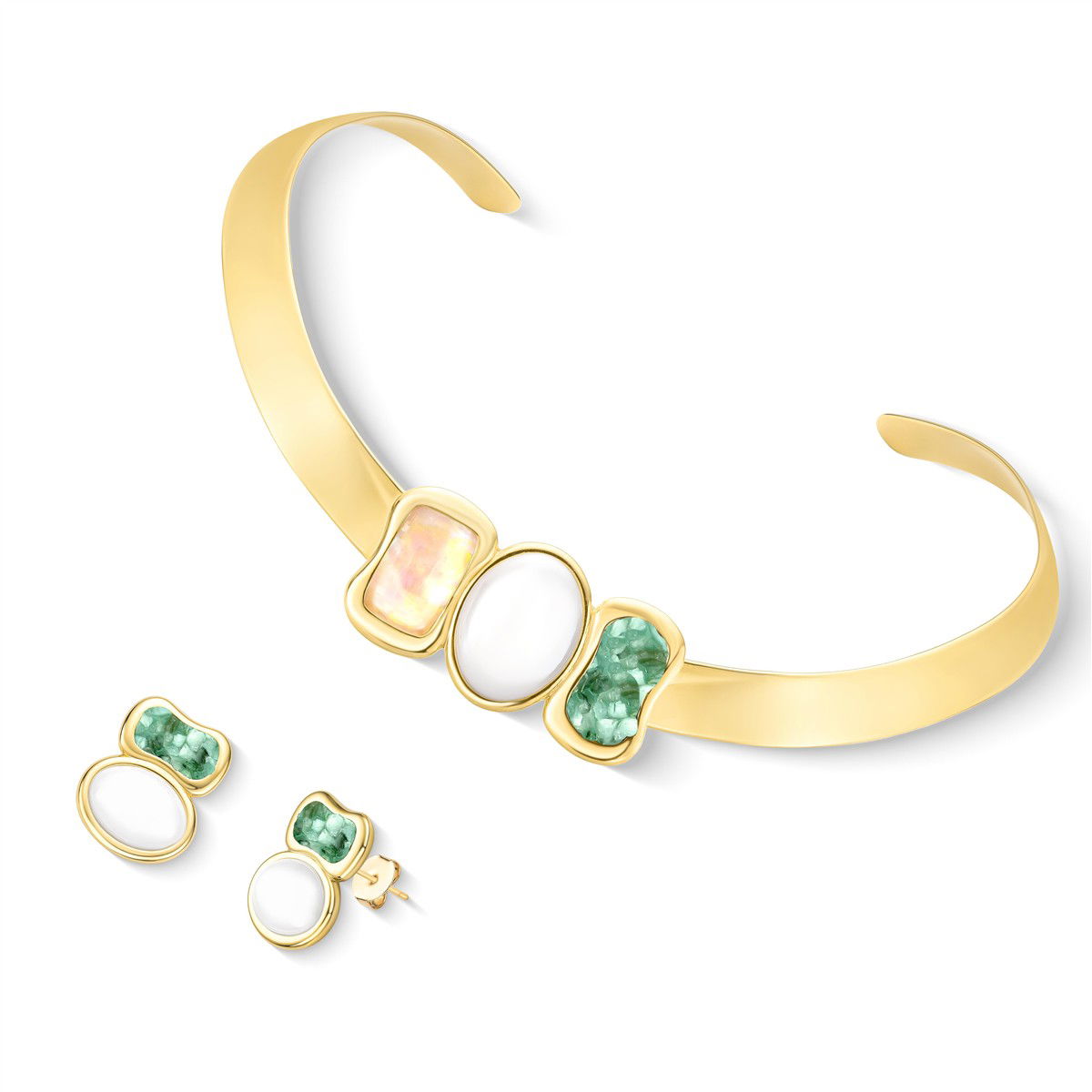 CONJUNTO FOLHEADO A OURO